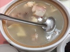 腌笃鲜汤-蘭心餐厅(进贤路店)