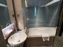 -上海龙之梦万丽酒店