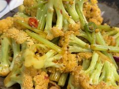 干锅有机菜花-内蒙联营烧麦 草原石榴红(护国寺店)