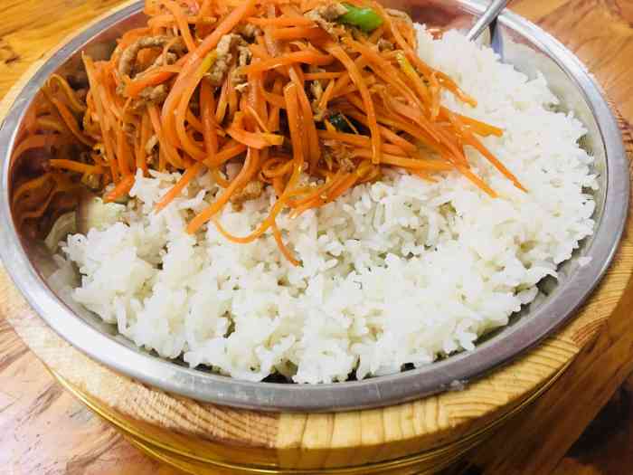 湘飘飘木桶饭(元岗北街店)-"软糯的米饭在饥饿的中午真的能救人一命