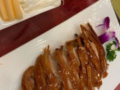 精品烤鸭-东四民芳餐厅(世茂工三店)