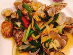 -骏莱海鲜鱼港(五角场店)