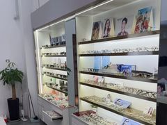 -视野联行眼镜·蔡司·控优点授权(长白万象汇店)