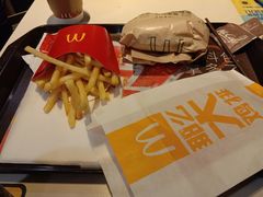 -麦当劳(卫星广场店)