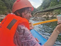-安吉龙王山峡谷漂流