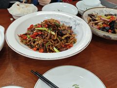 -湖南人家湘菜馆(镇江路店)