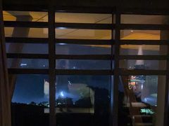 -深圳隐秀山居酒店