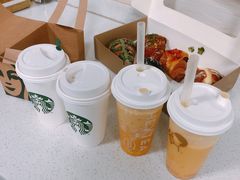 -星巴克臻选(成都环球乐天店)