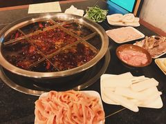 -邓莽子老火锅(中兴路总店)