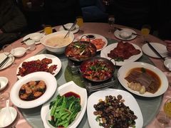 -王府井酒店(金桥港湾店)