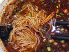 麻辣米线-子午路张记肉夹馍(翠华路店)