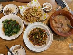 -董厨煨汤馆(车站路店)
