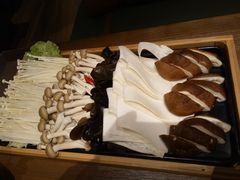 菇菌-快乐小羊·内蒙牛羊肉火锅(流花中心店)