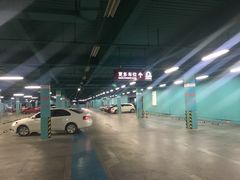 -欧尚超市苏州店停车场(金鸡湖路店)