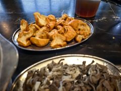 -牛一煲美食(江高店)