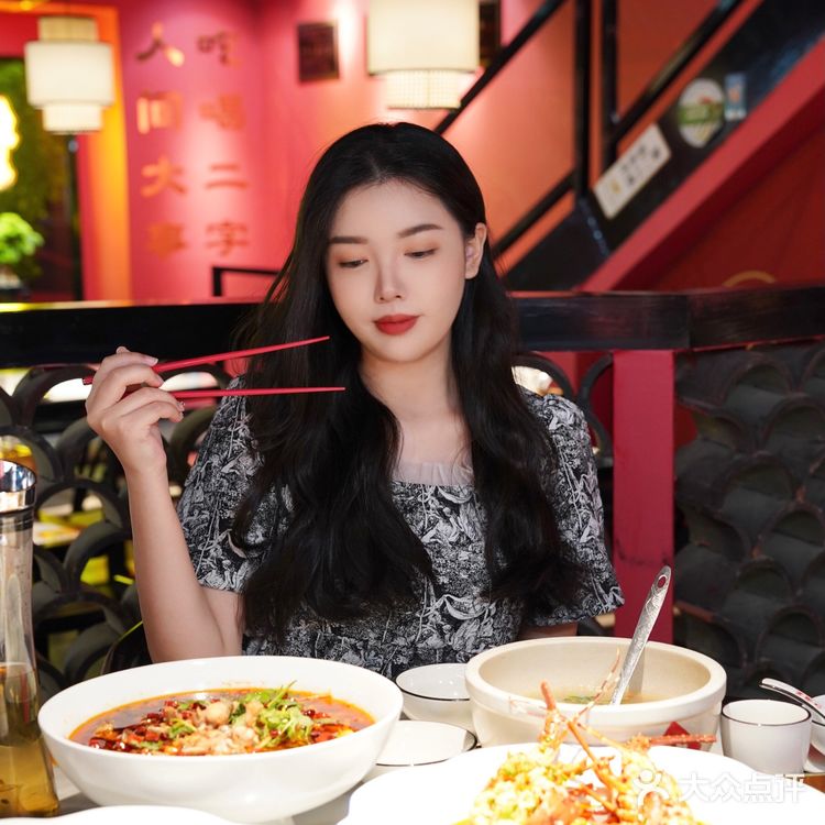 厦门这家江湖菜 好吃是好吃 就是太费米饭了！