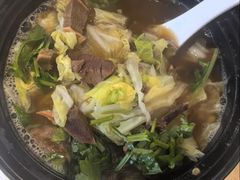 -闫家驴肉老店(华电一校店)