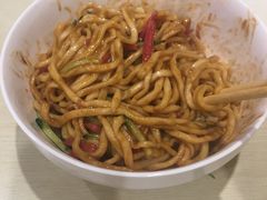 -黑八私房老北京炸酱面