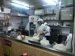 -小胖包子王(定安路店)