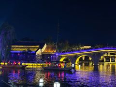 -湖光月色临湖音乐餐厅(台儿庄古城店)