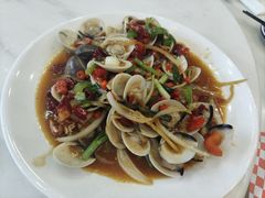 -覃记海鲜美食餐厅