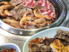 -金滏山烤肉·海鲜·火锅自助餐厅(襄阳万达店)