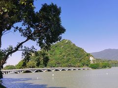 -星湖旅游景区七星岩