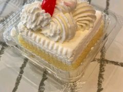 -红宝石·鲜奶小方·海派西点房(长阳店)