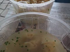 鲜肉小馄饨-东泰祥生煎馆(长宁路店)