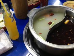 -马路边边·成都串串(翠柏路店)