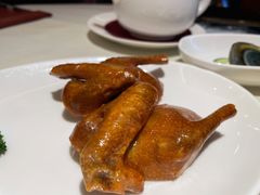 烤乳鸽-利苑酒家(华熙国际店)