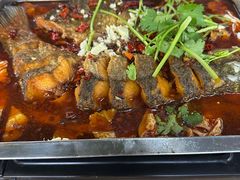 -老街烧烤大排档·地道湖北菜·龙虾馆(汉口火车站店)