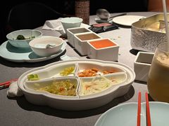 -左庭右院鲜牛肉火锅黑金店(陆家嘴中心店)