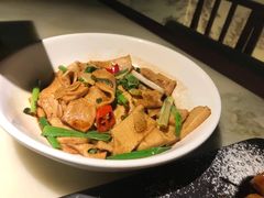 -绿茶餐厅(成都大悦城店)