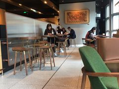 大堂-星巴克臻选(深圳万象天地旗舰店)