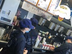 -茶颜悦色(岳麓山顶店)