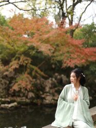 -一揽芳华汉服旗袍体验馆(拙政园店)