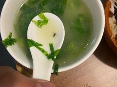 -阿瓦山寨·湘菜现炒·剁椒鱼头王(咸阳总店)
