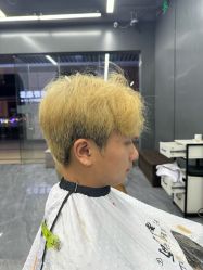 -藤野造型烫发染发