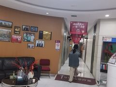 -雅悦齿科(顾村公园店)