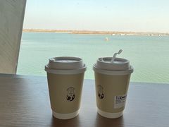 -抱抱地球咖啡馆(国家海洋博物馆店)