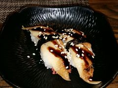 鳗鱼手握-嗨寿司 无国界料理