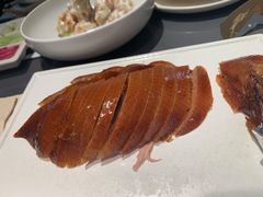 酥不腻烤鸭-小大董·烤鸭(观景餐厅·南京西路店)