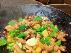 酸菜肥肠-聚鑫朋酸菜肥肠(文艺路口店)