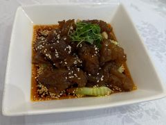 -品悦酒店(三林古镇店)