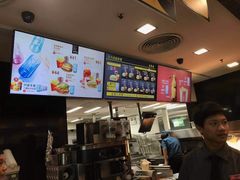 -麦当劳(国际大厦店)