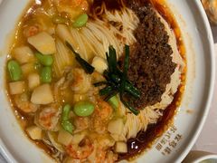 麻辣小龙虾拌面-松鹤楼·苏式汤面(虹桥天地店)