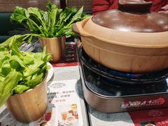 -皇后餐厅-煲仔·小菜·打边炉(古北店)