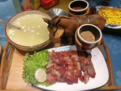 -乔家小院•非遗驴肉•本地小海鲜(滨河路店)