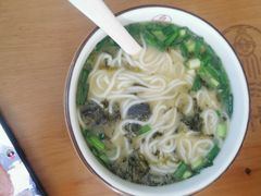 -子宸什夹婆乌鸡米线弹子石店(泽科·星泽汇店)